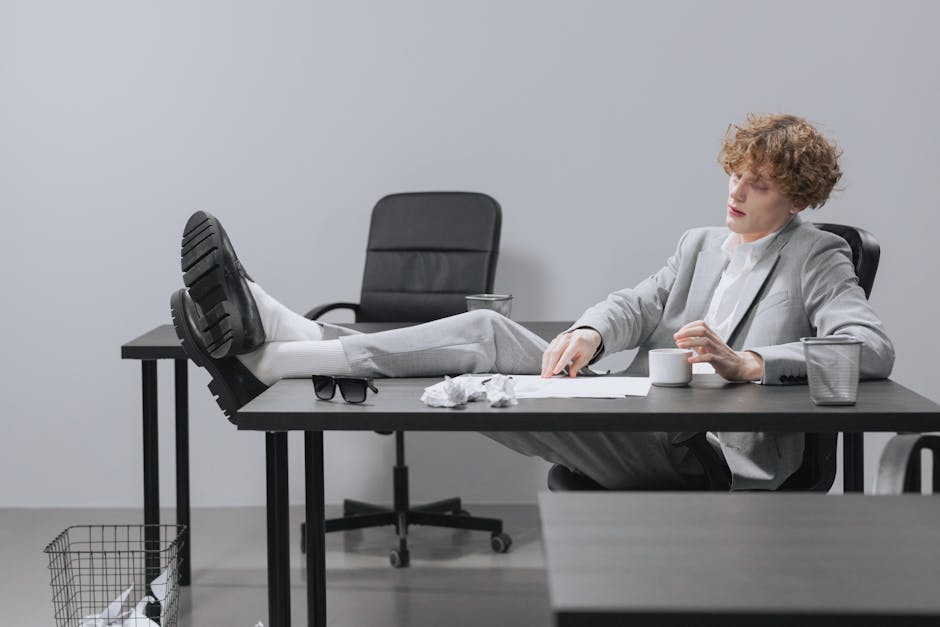 Knee Pain When Sitting With One Leg Tucked Under Body