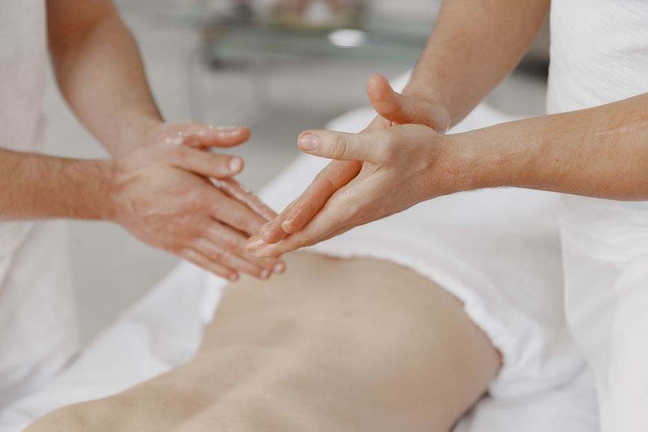 Making a Home Easier to Navigate for a Guest With Knee Pain