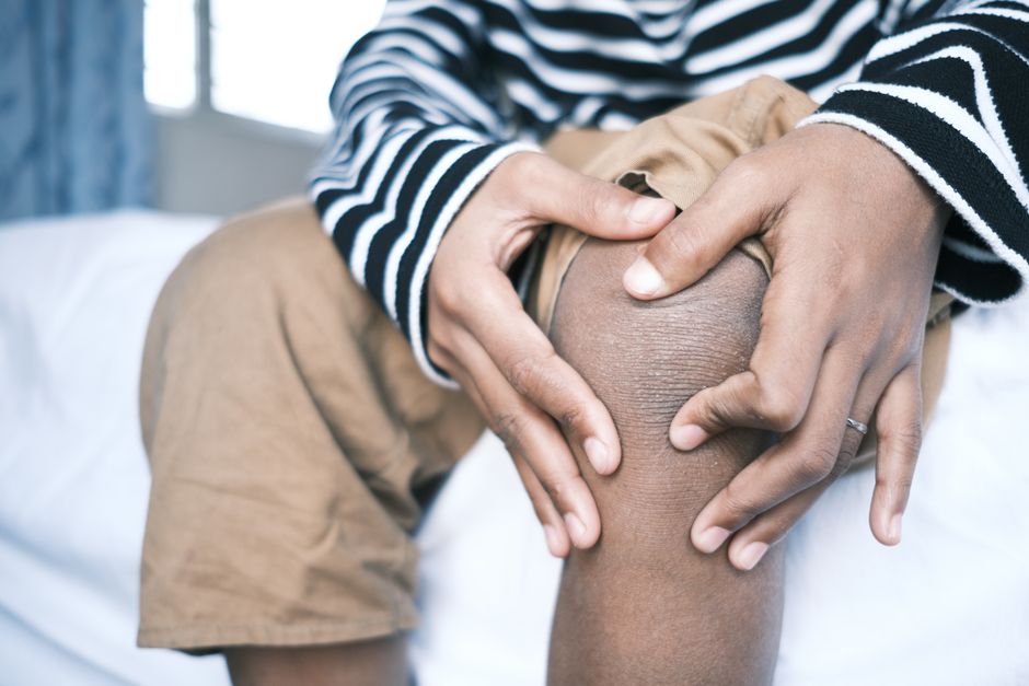 Sharp Inner Knee Pain After Walking Downhill