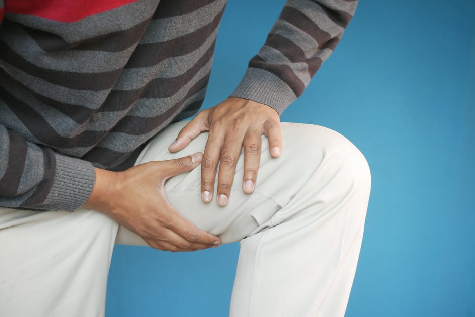 Sharp Knee Pain Below Kneecap
